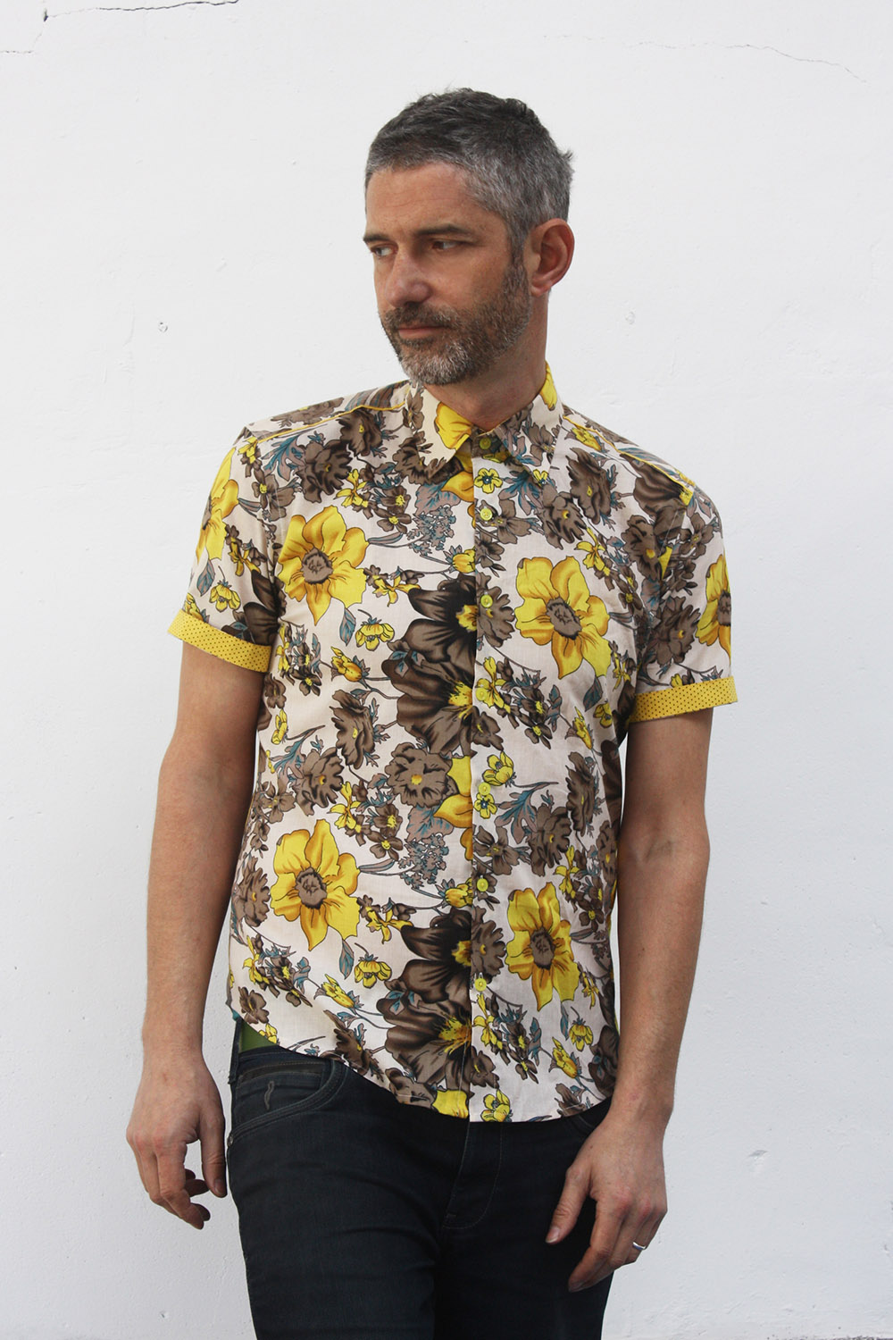 Yellow floral shirt, short sleeve